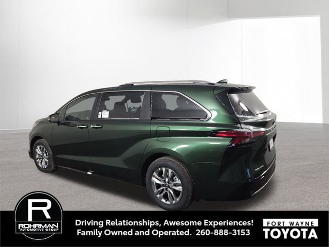 New 2026 Toyota Sienna Limited image 10