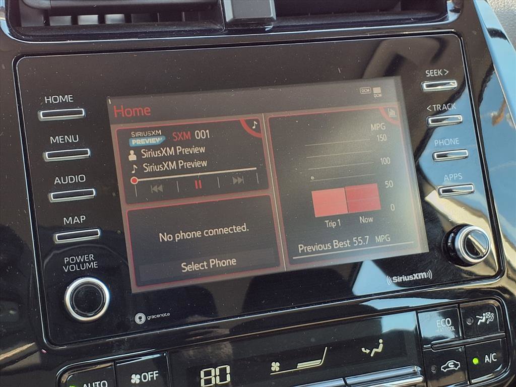 Used 2021 Toyota Prius LE image 7