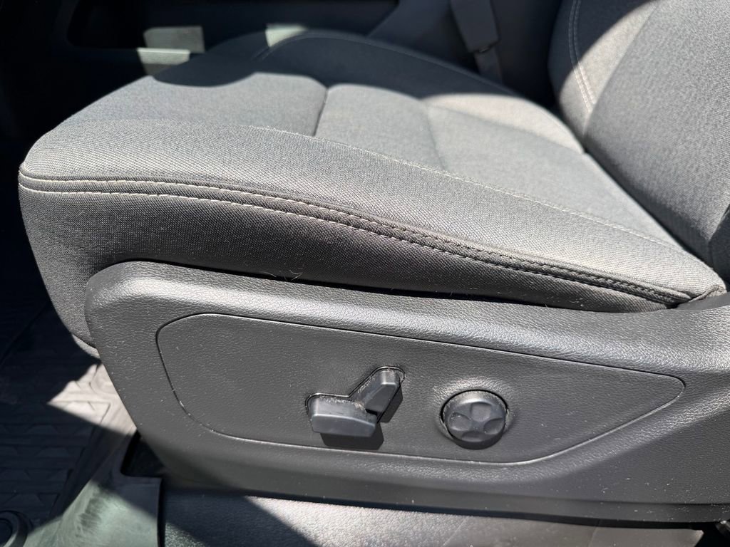 Used 2021 RAM 1500 Big Horn AWD/4WD image 14