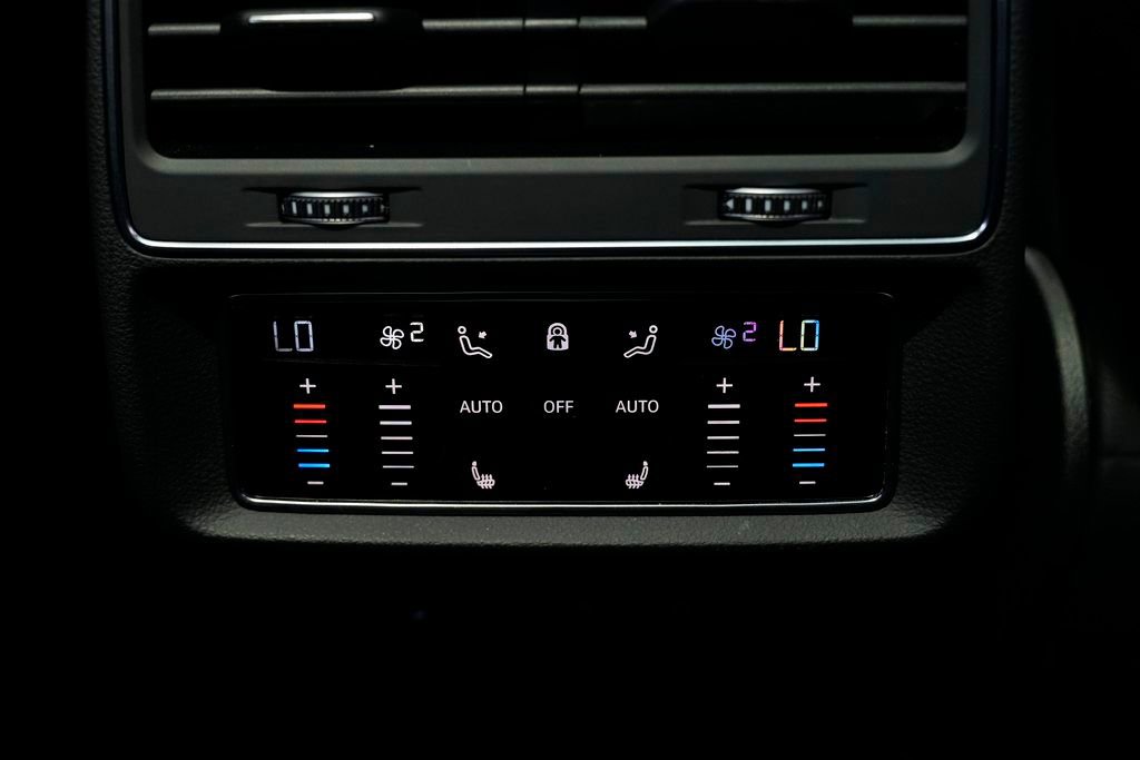 Used 2022 Audi SQ8 Prestige w/ Prestige Package image 41