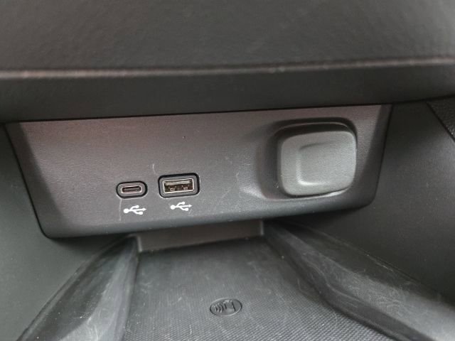 Used 2025 Buick Envista Avenir image 58