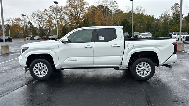 New 2025 Toyota Tacoma SR5 image 4