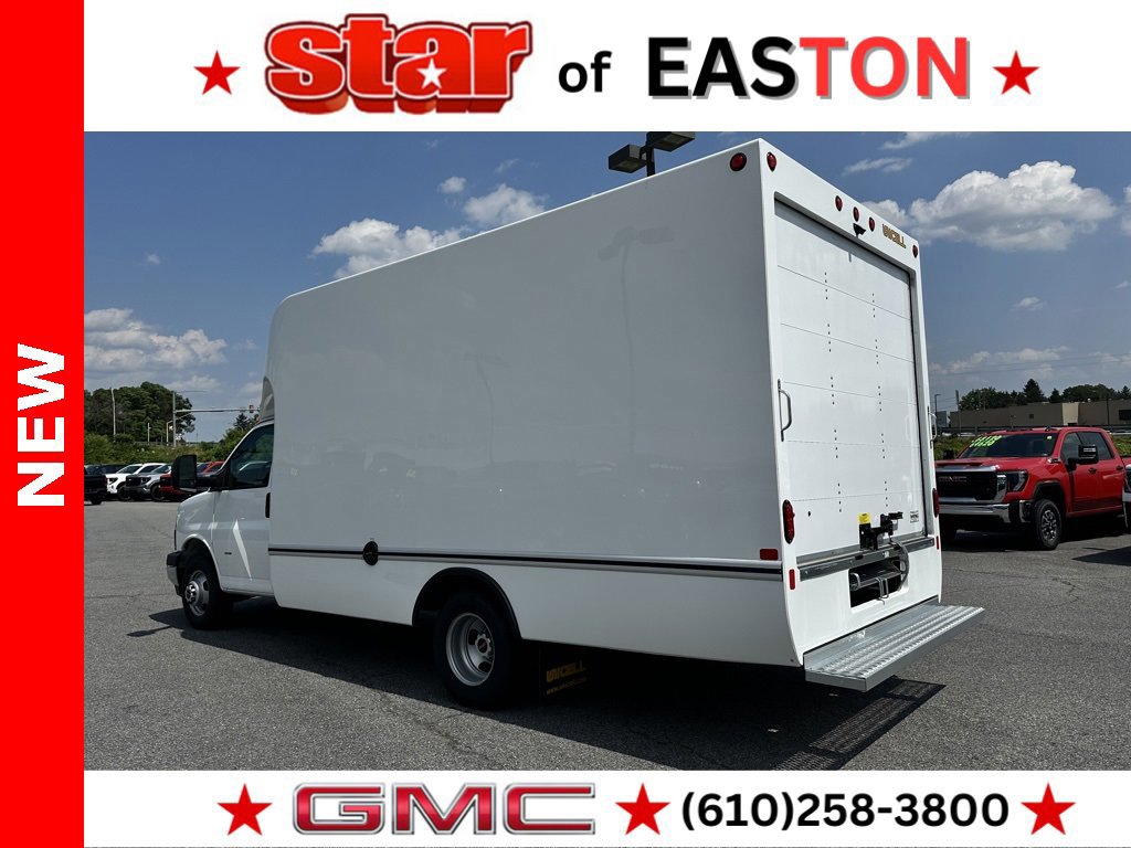 New 2025 GMC Savana 3500 w/ Power Convenience Package image 6
