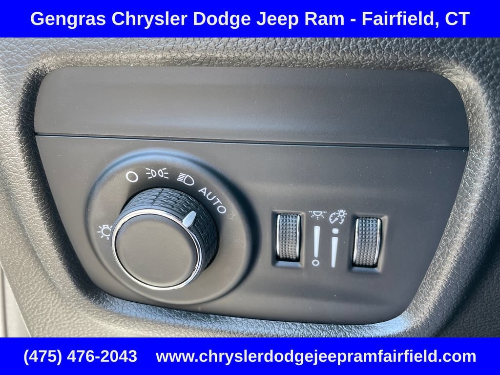 Certified 2023 Jeep Grand Cherokee L Laredo AWD/4WD image 48