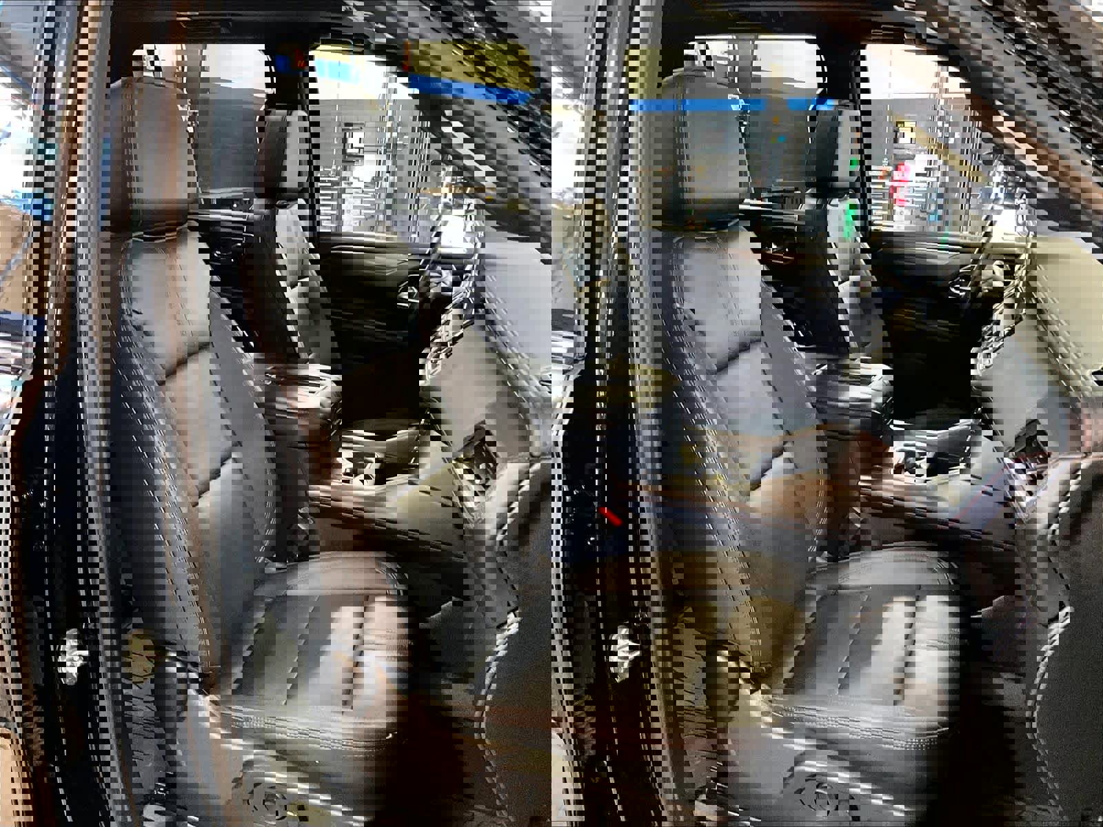 Used 2024 Chevrolet Suburban RST w/ Luxury Package image 11