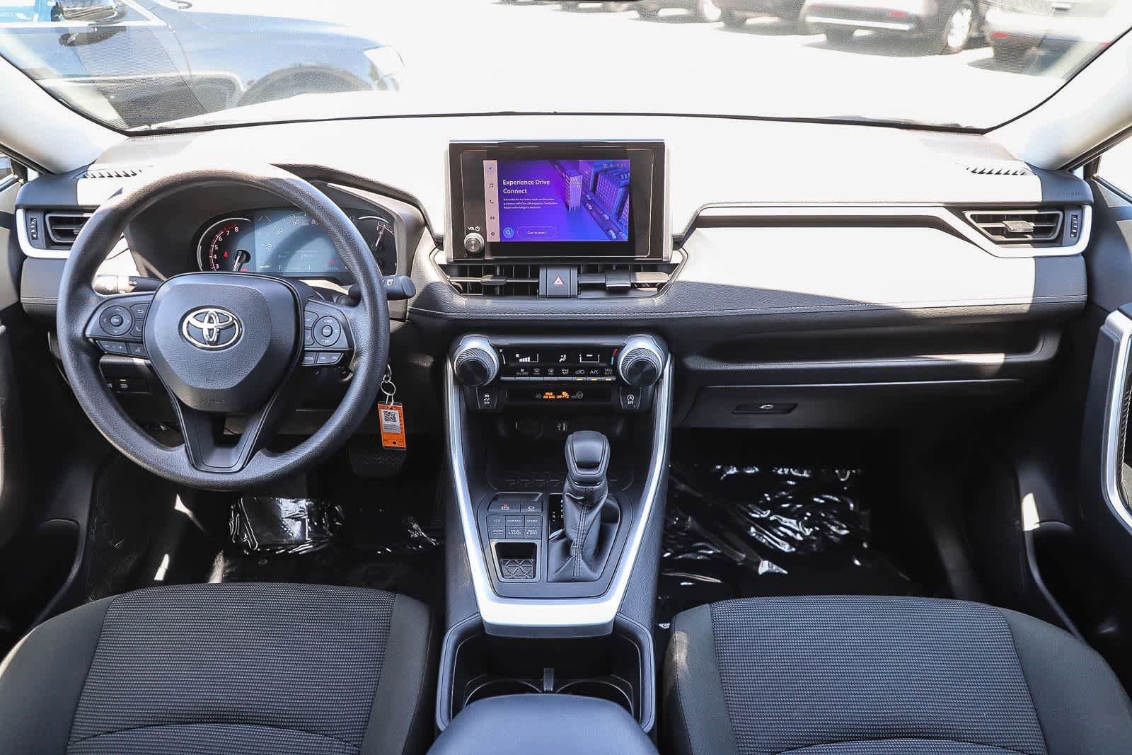 Used 2024 Toyota RAV4 LE AWD/4WD image 13