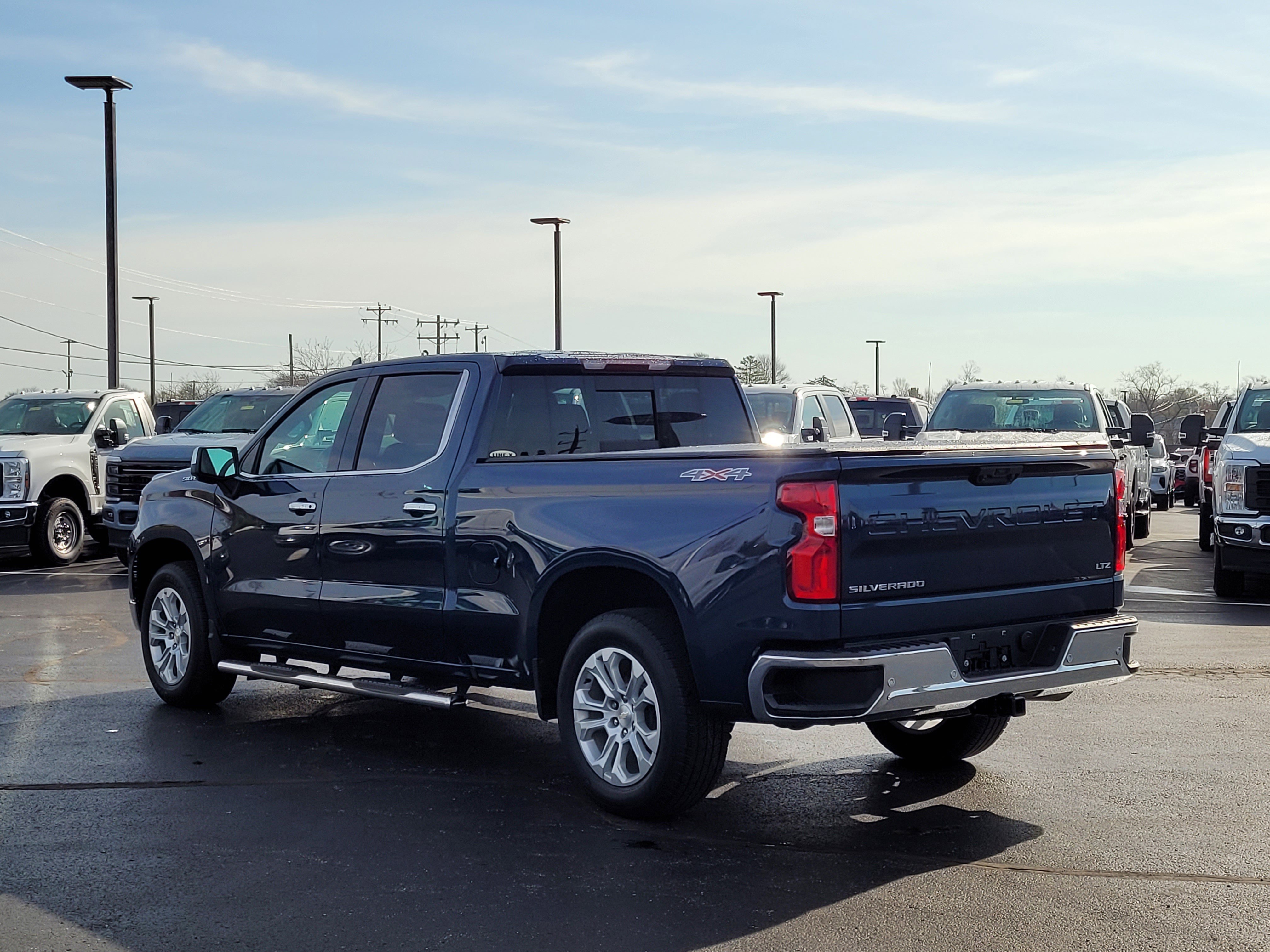 Used 2022 Chevrolet Silverado 1500 LTZ w/ LTZ Convenience Package II image 6