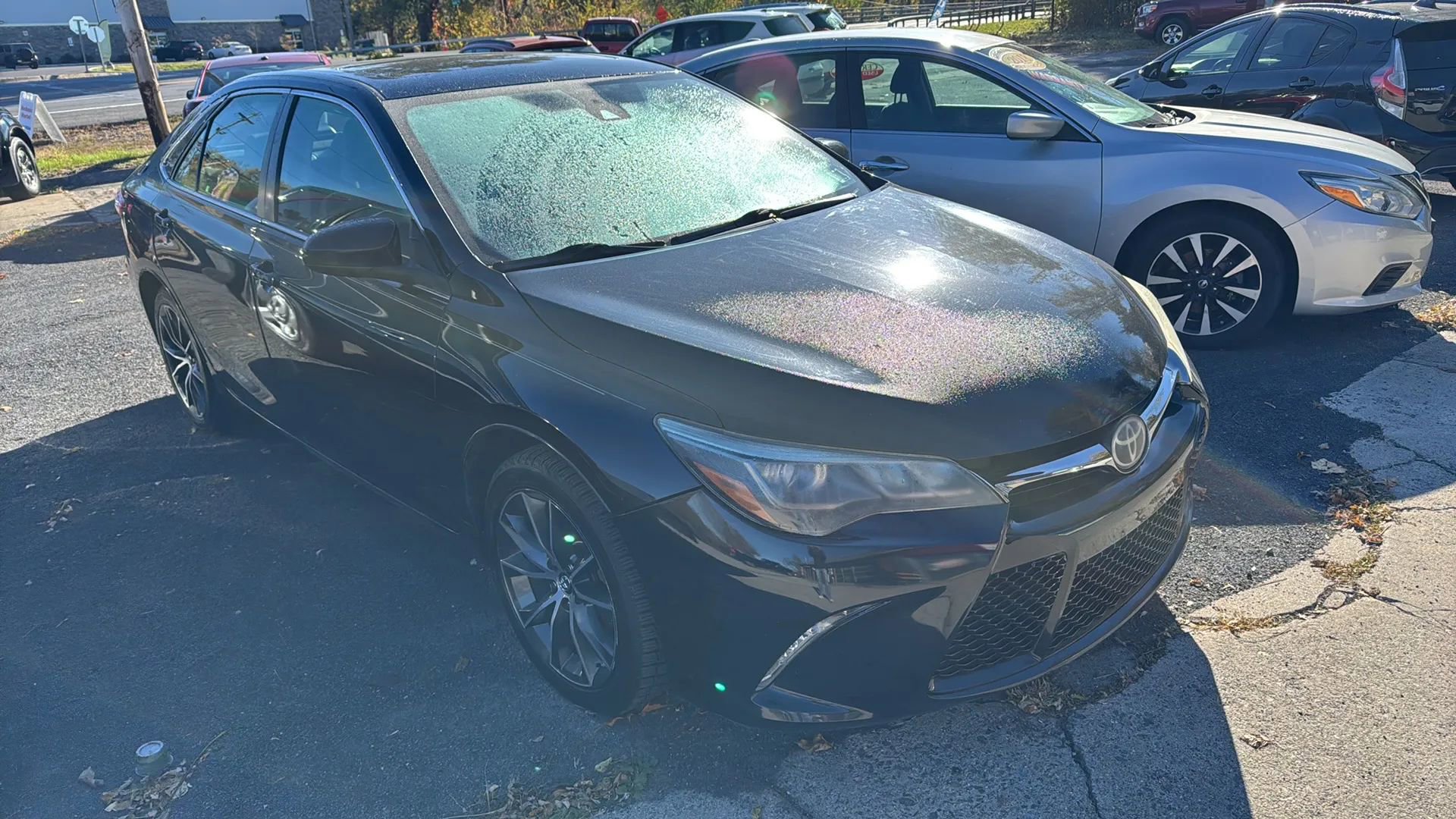 Used 2015 Toyota Camry XSE w/ Advanced Technology Package FWD image 3