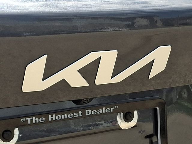 Used 2022 Kia Sorento EX w/ Panoramic Sunroof Package FWD image 34