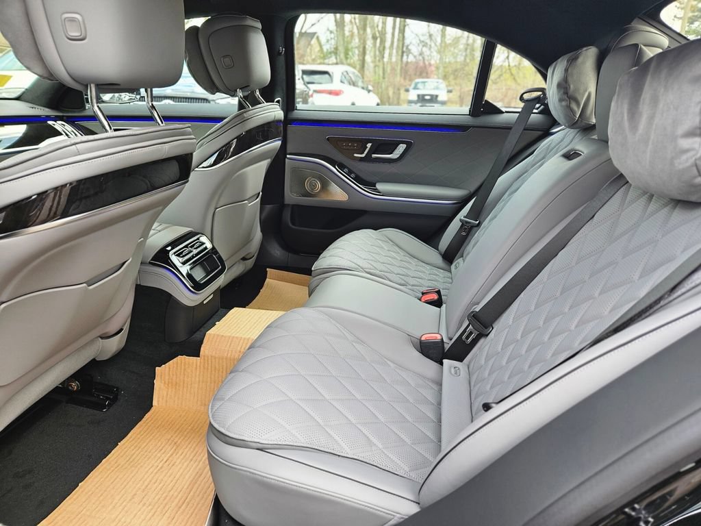 New 2026 Mercedes-Benz S 580 4MATIC Sedan image 14