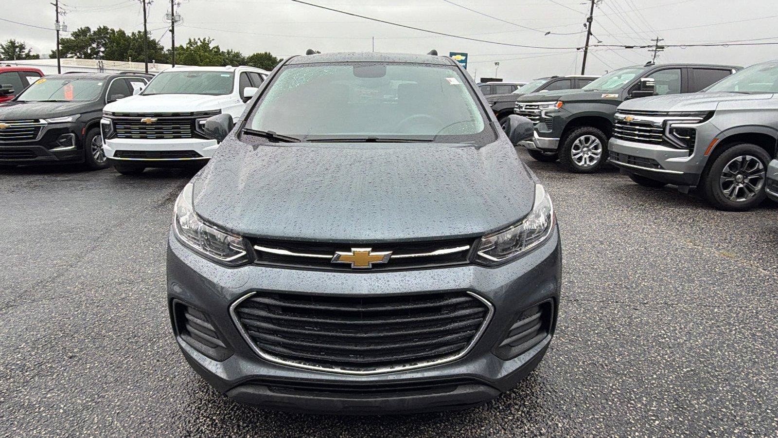 Used 2021 Chevrolet Trax LS w/ Tint and Cruise Package FWD video 2