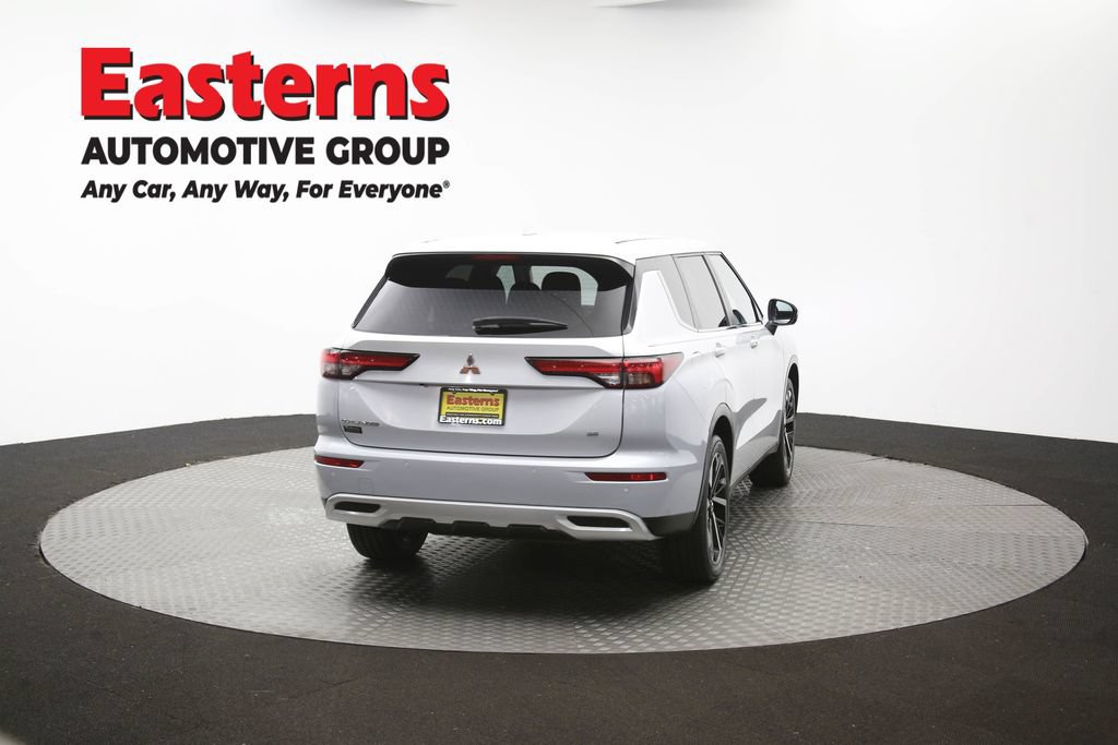 Used 2024 Mitsubishi Outlander SE AWD/4WD image 38