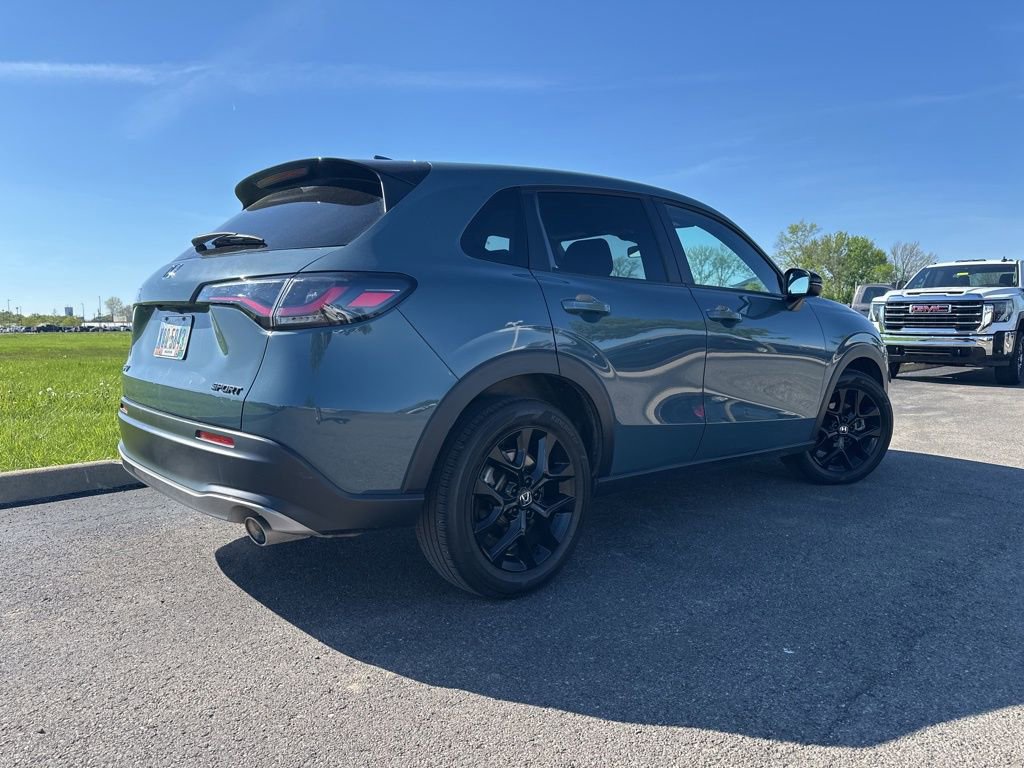Used 2024 Honda HR-V Sport image 12