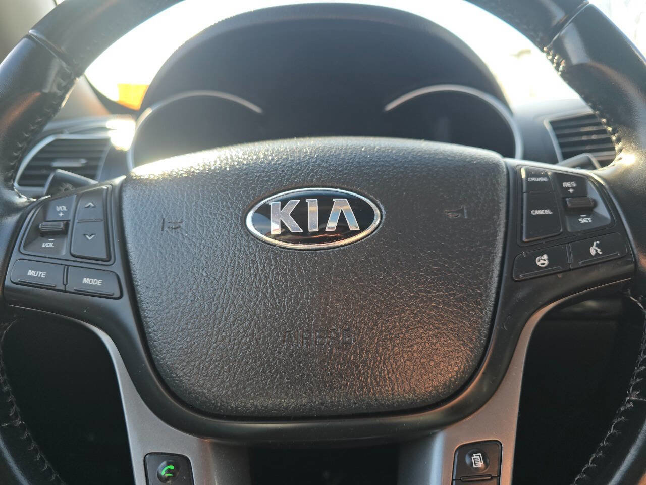 Used 2015 Kia Sorento SX image 35