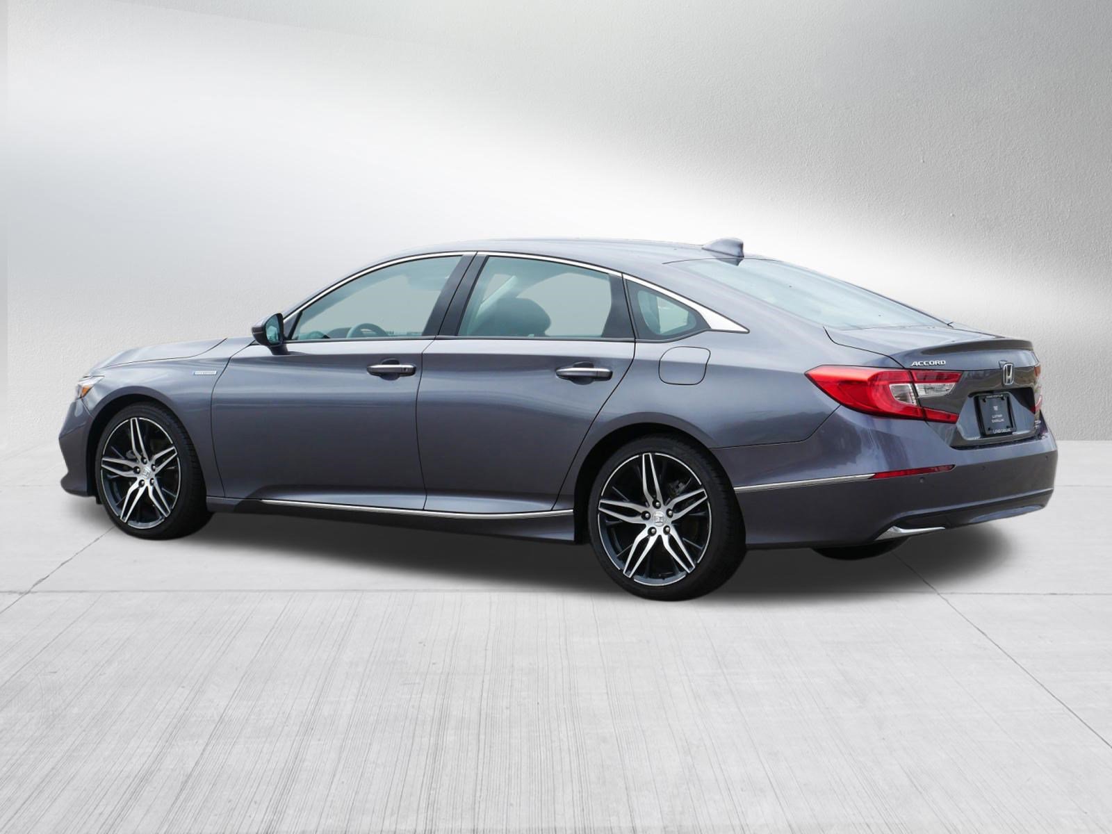 Used 2021 Honda Accord Touring image 4