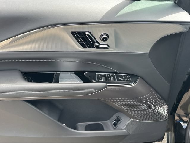 Certified 2024 Cadillac Lyriq Tech RWD image 7