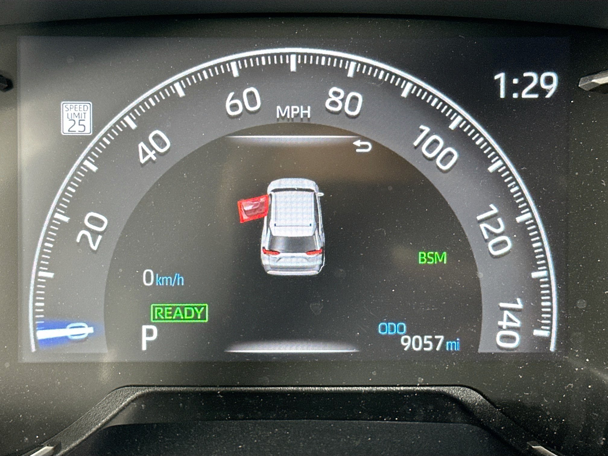 Used 2025 Toyota RAV4 XLE w/ Convenience Package AWD/4WD image 12