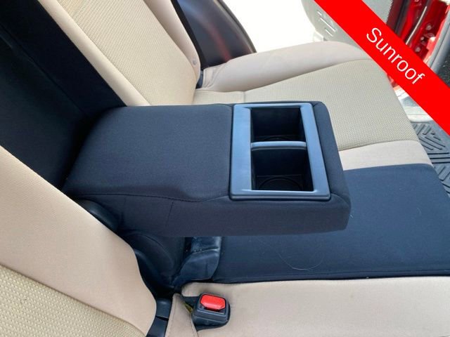 Used 2017 Toyota RAV4 XLE FWD image 36