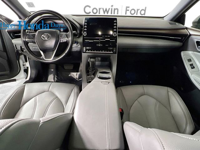 Used 2019 Toyota Avalon XLE image 9