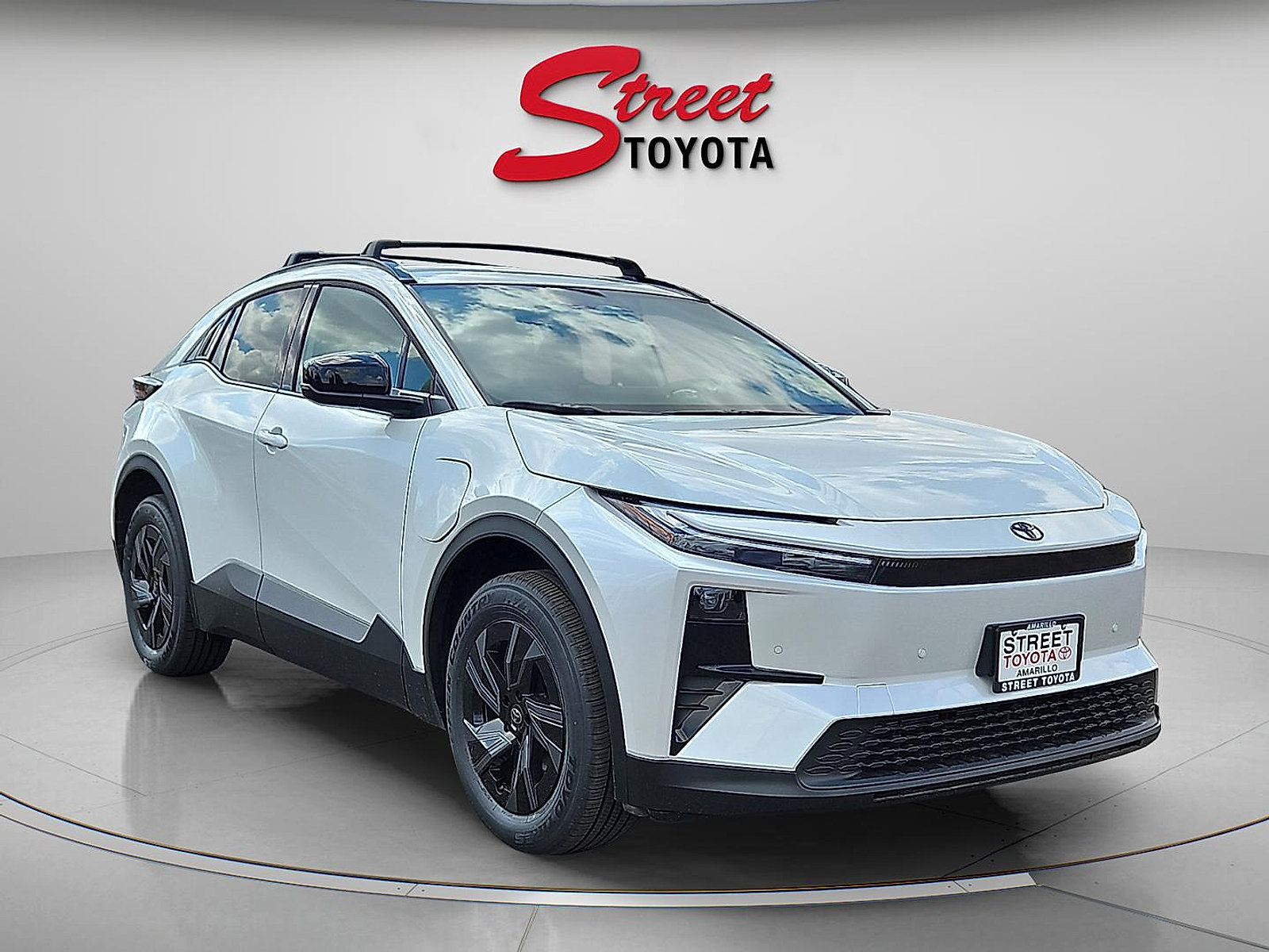 New 2026 Toyota C-HR AWD/4WD image 4
