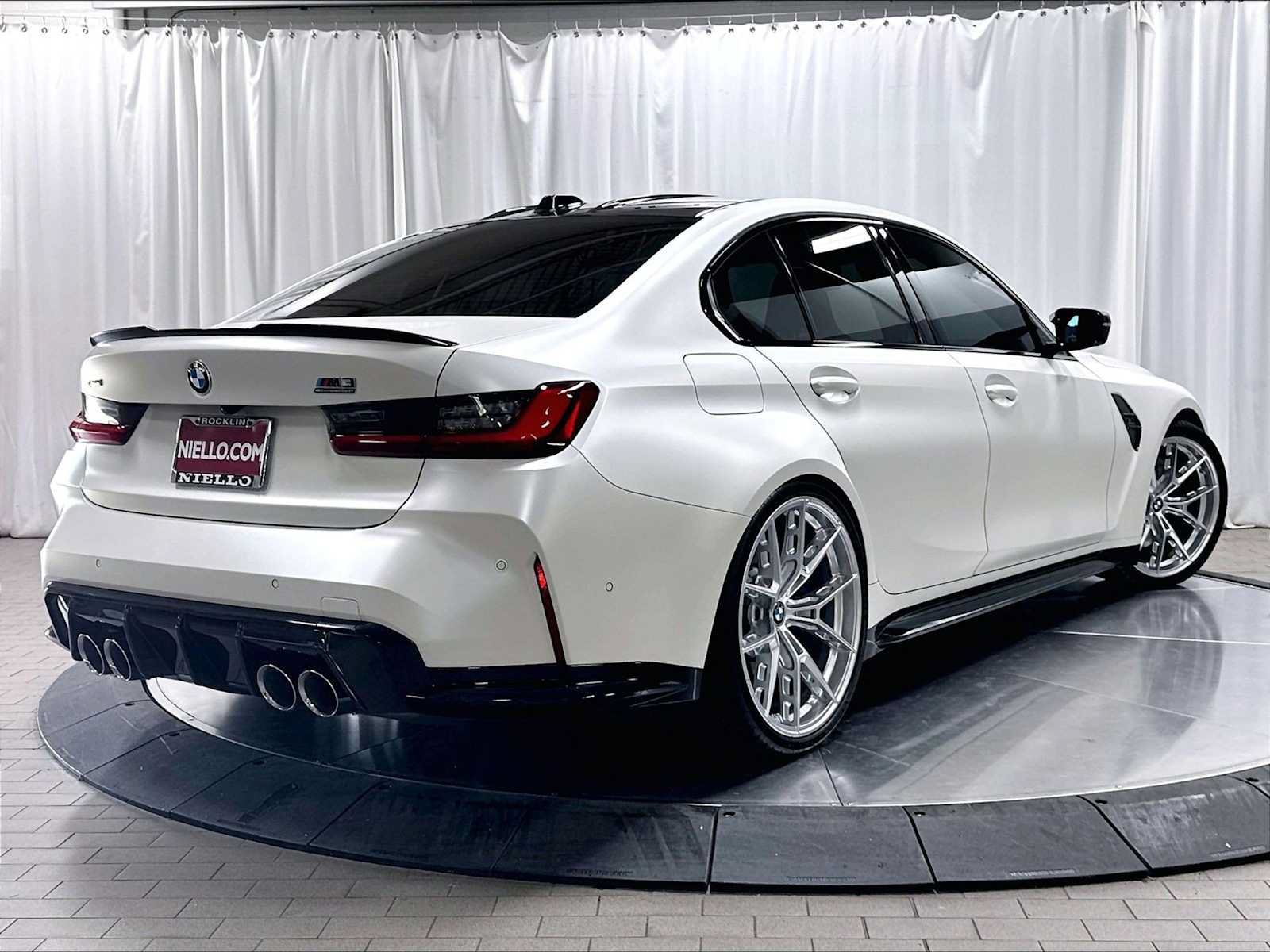 Used 2026 BMW M3 Competition w/ M Carbon Exterior Package AWD/4WD image 9