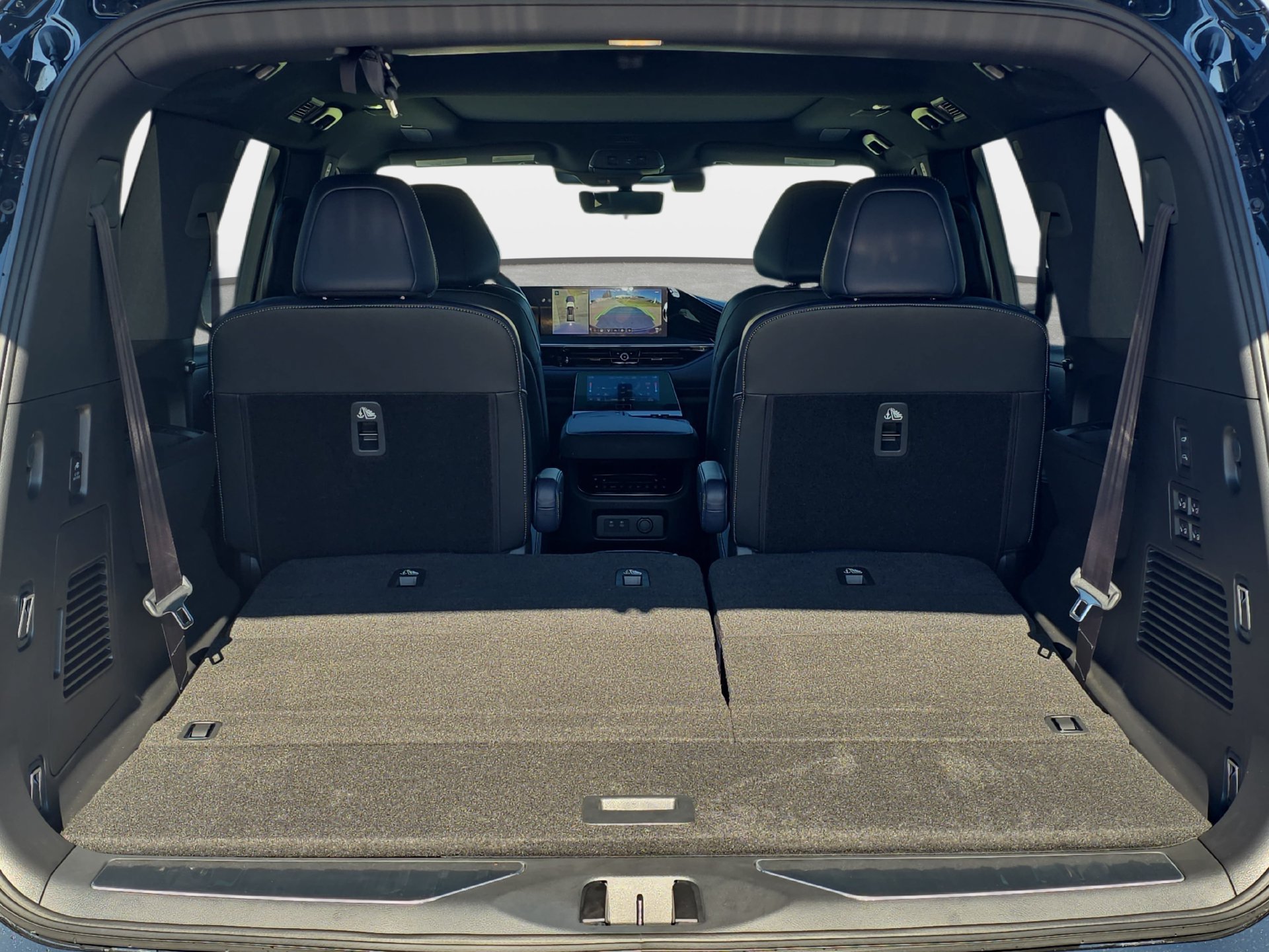 New 2027 INFINITI QX80 Sensory w/ Sport Exterior Package AWD/4WD image 12