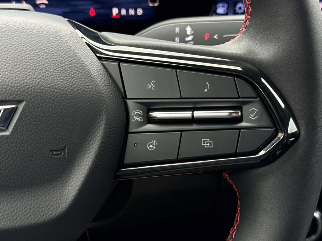 Used 2024 Chevrolet Equinox EV RS image 35