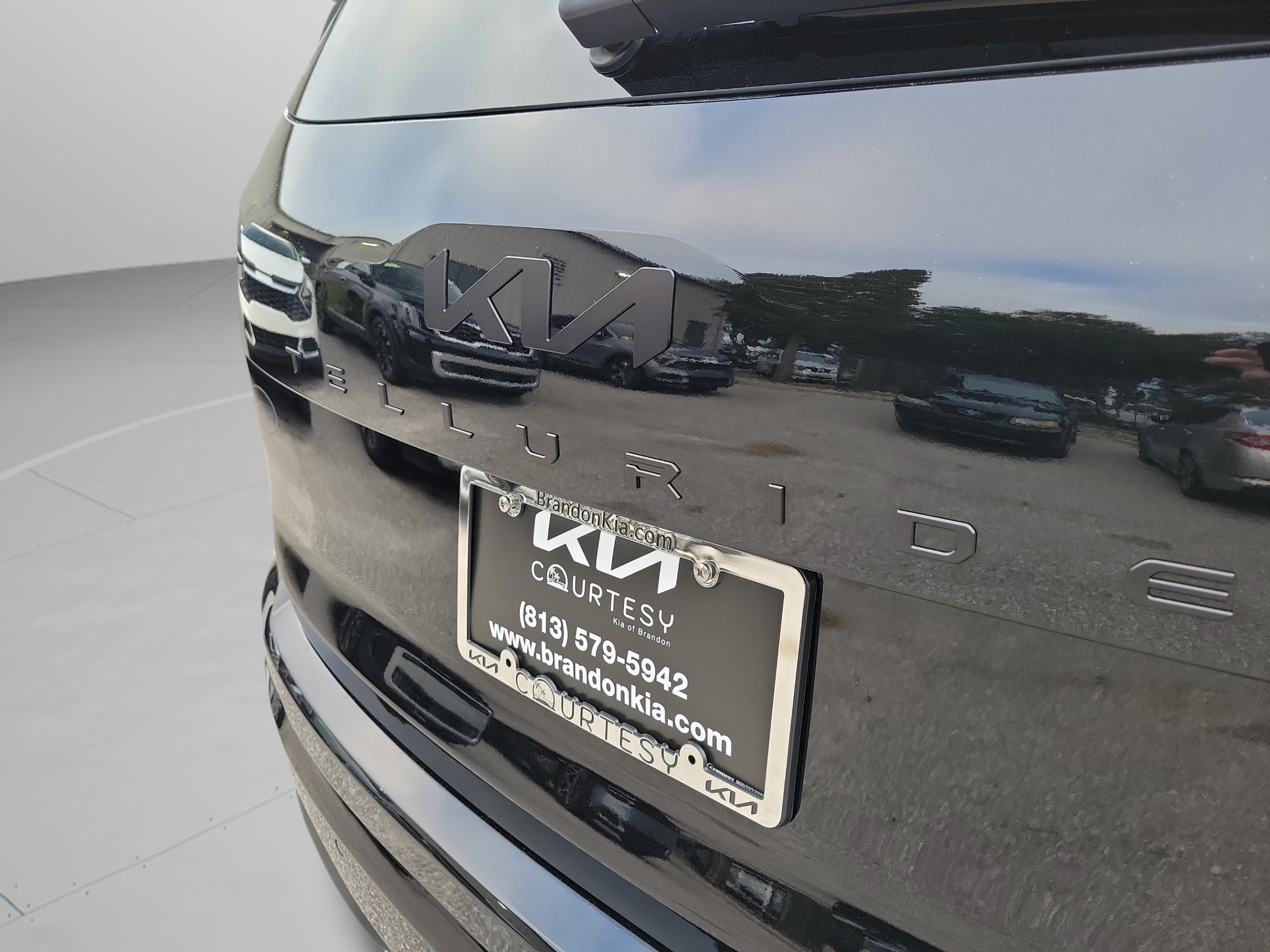 Certified 2025 Kia Telluride SX X-Line AWD/4WD image 32