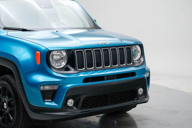 Used 2022 Jeep Renegade Latitude w/ Sun/Sound Group image 11