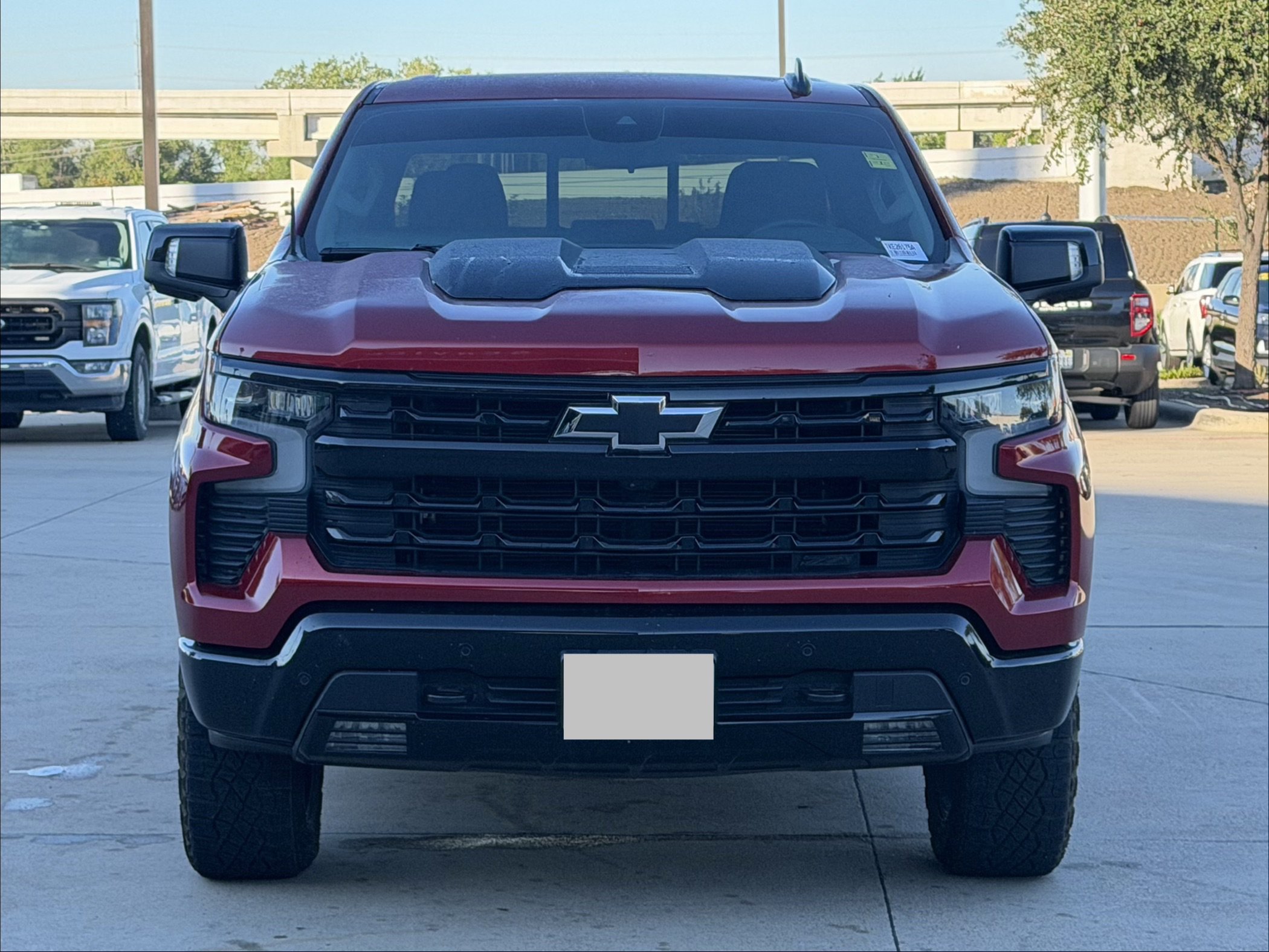 Used 2025 Chevrolet Silverado 1500 LT Trail Boss w/ LT Trail Boss Premium Package AWD/4WD image 8