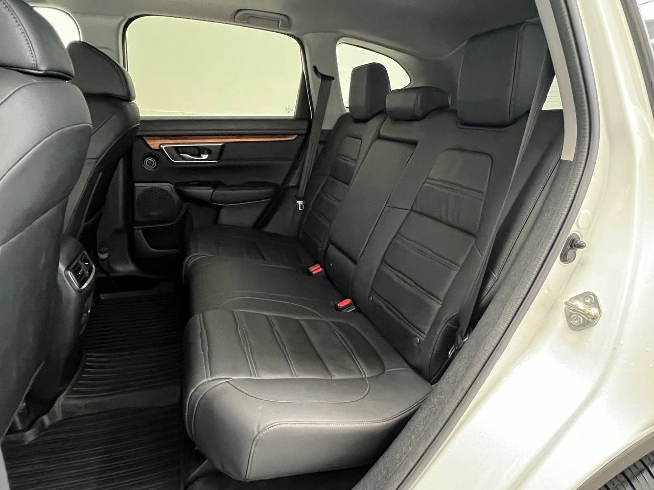 Used 2020 Honda CR-V Touring image 10