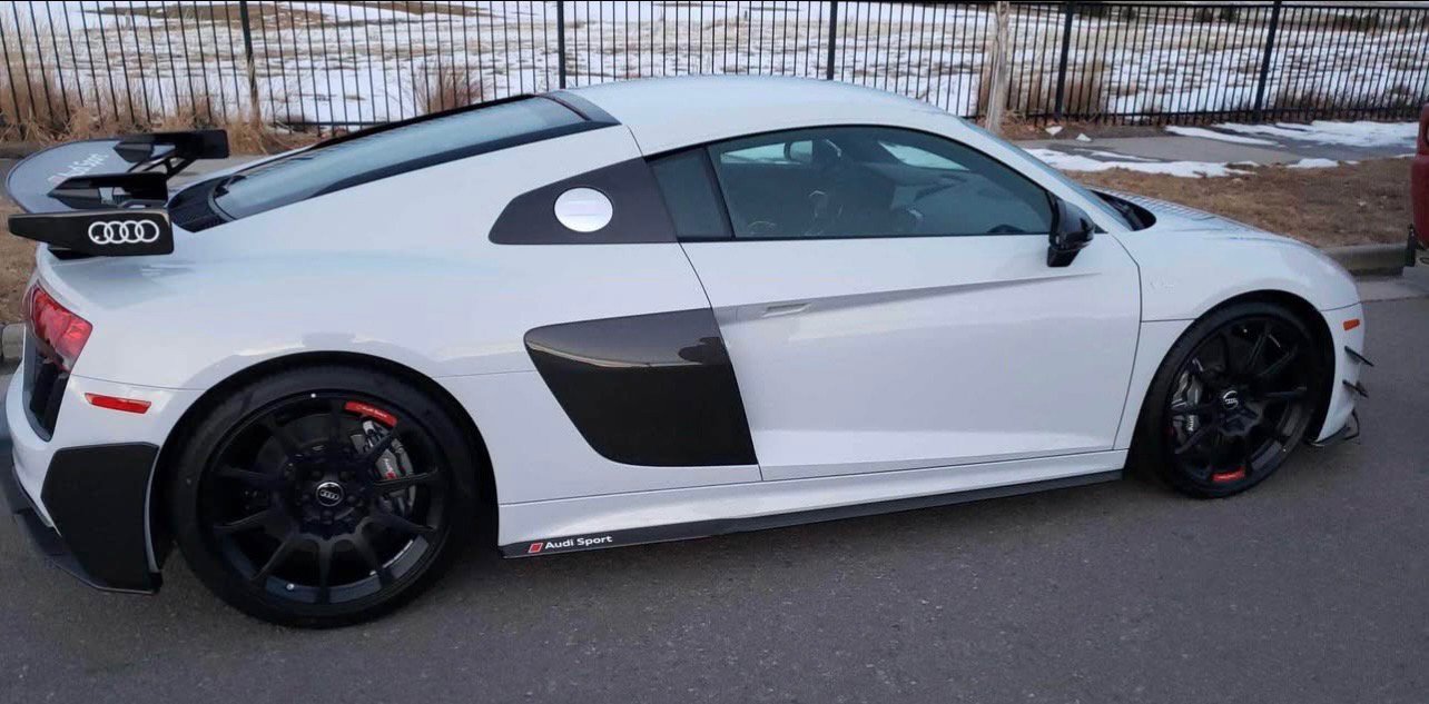 Used 2018 Audi R8 V10 plus w/ Full Leather Package image 13