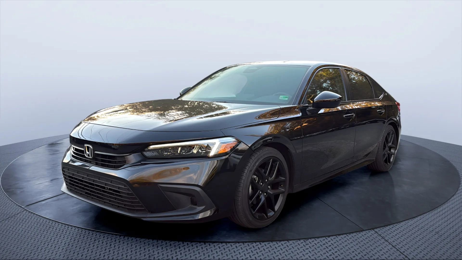 Used 2023 Honda Civic Sport image 1