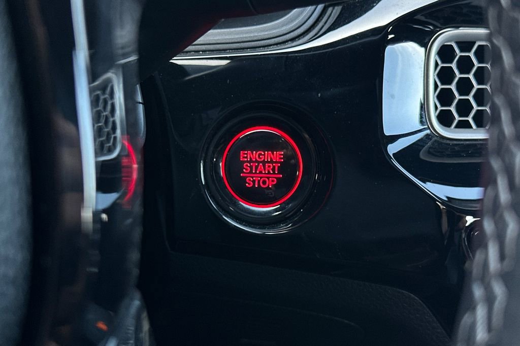 Used 2025 Honda Civic Sport image 23