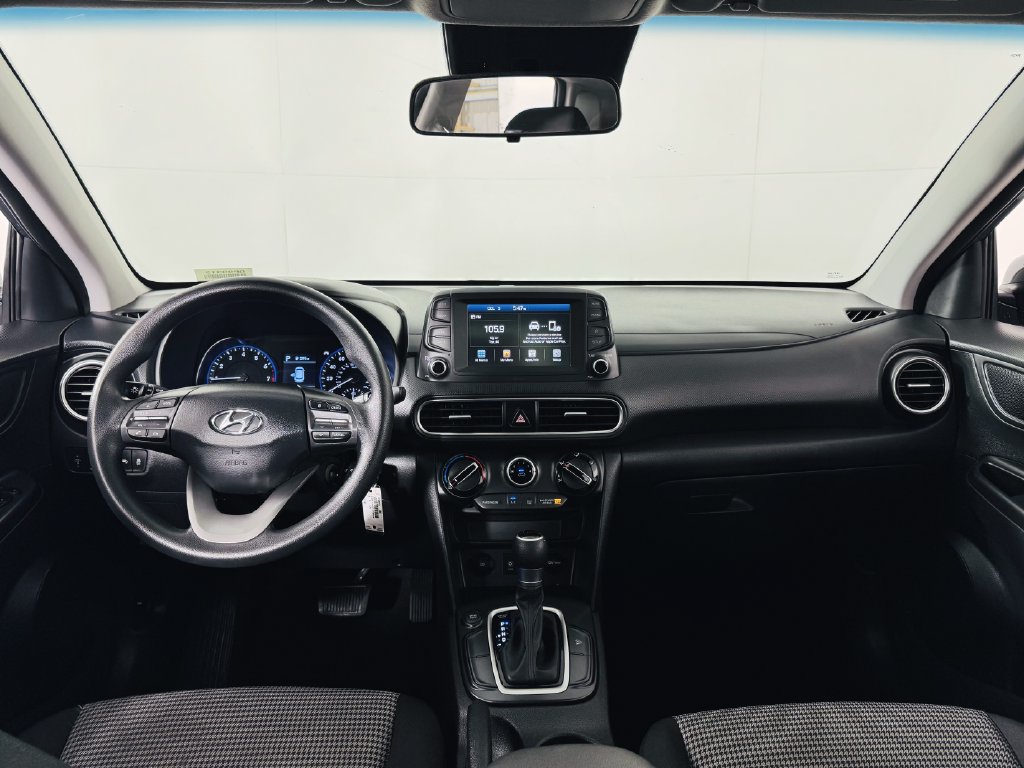 Used 2019 Hyundai Kona SE FWD image 19