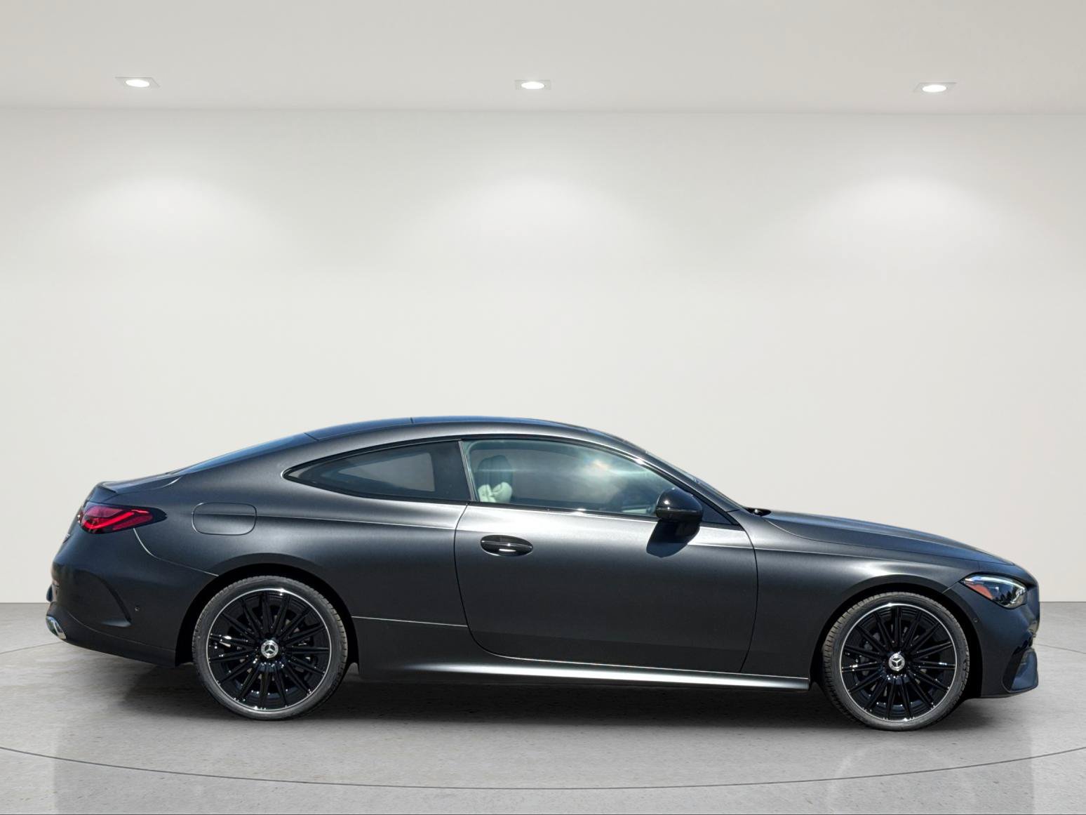 New 2027 Mercedes-Benz CLE 300 4MATIC Coupe image 6