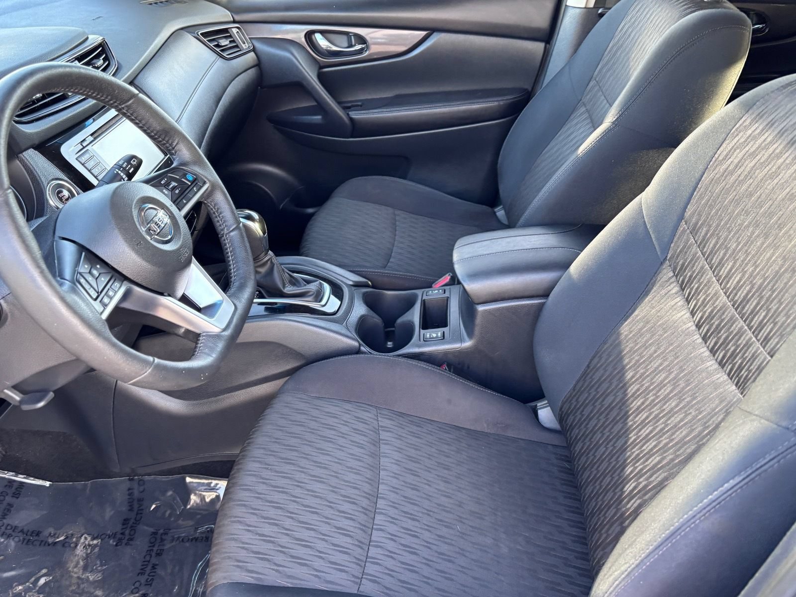 Used 2019 Nissan Rogue SV w/ Sun & Sound Touring Package AWD/4WD image 18