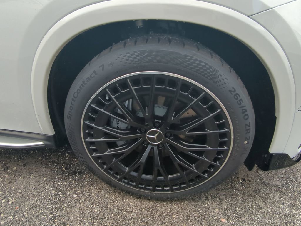 New 2026 Mercedes-Benz GLC 43 AMG 4MATIC Coupe image 24