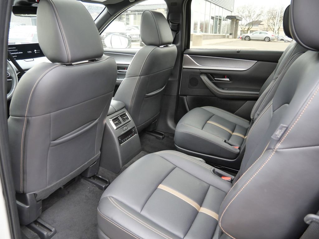 Used 2024 MAZDA CX-90 3.3 Turbo w/ Premium Plus Pkg image 26
