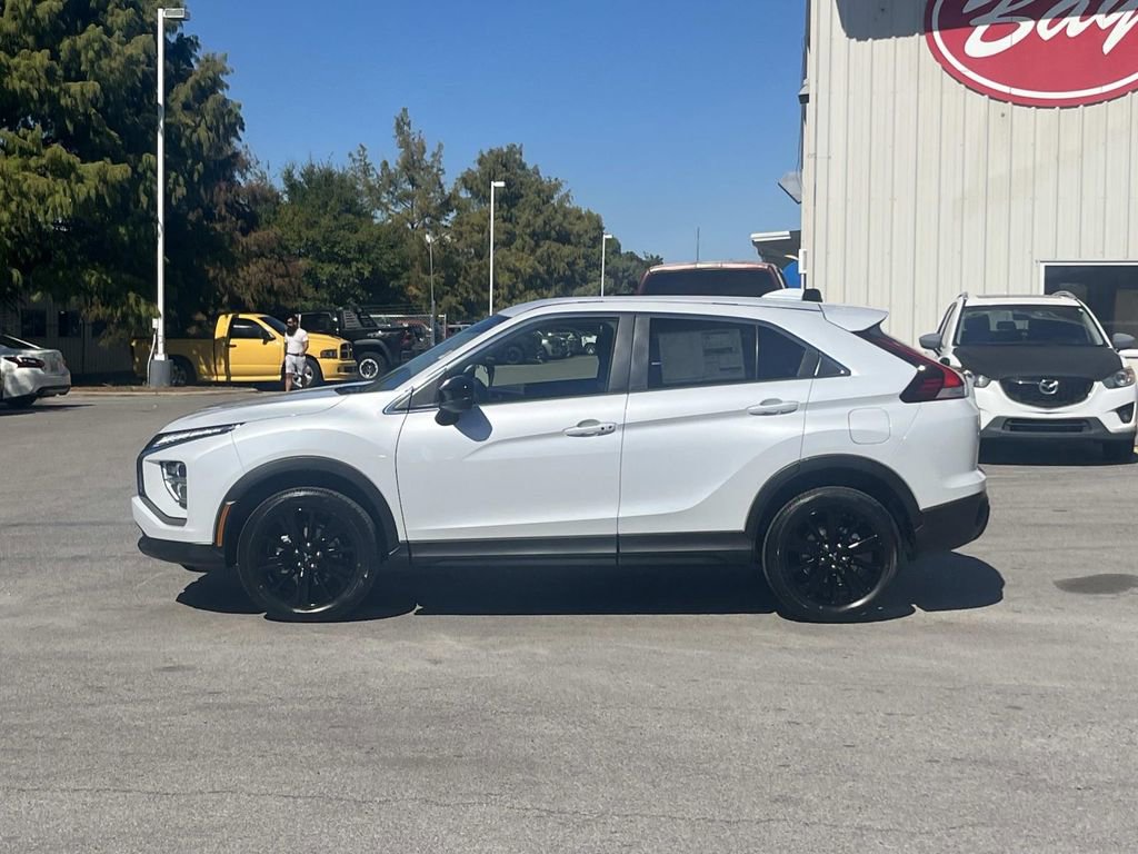 New 2026 Mitsubishi Eclipse Cross LE image 2