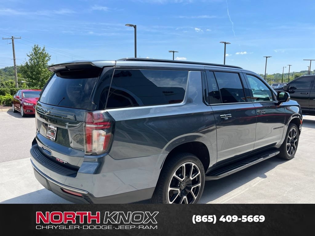 Used 2021 Chevrolet Suburban RST w/ Luxury Package AWD/4WD image 19