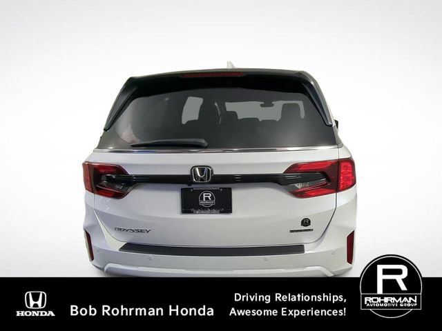 New 2027 Honda Odyssey Touring image 8