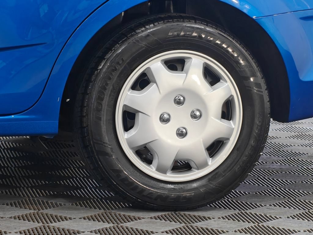 Used 2017 Chevrolet Sonic LS FWD image 38