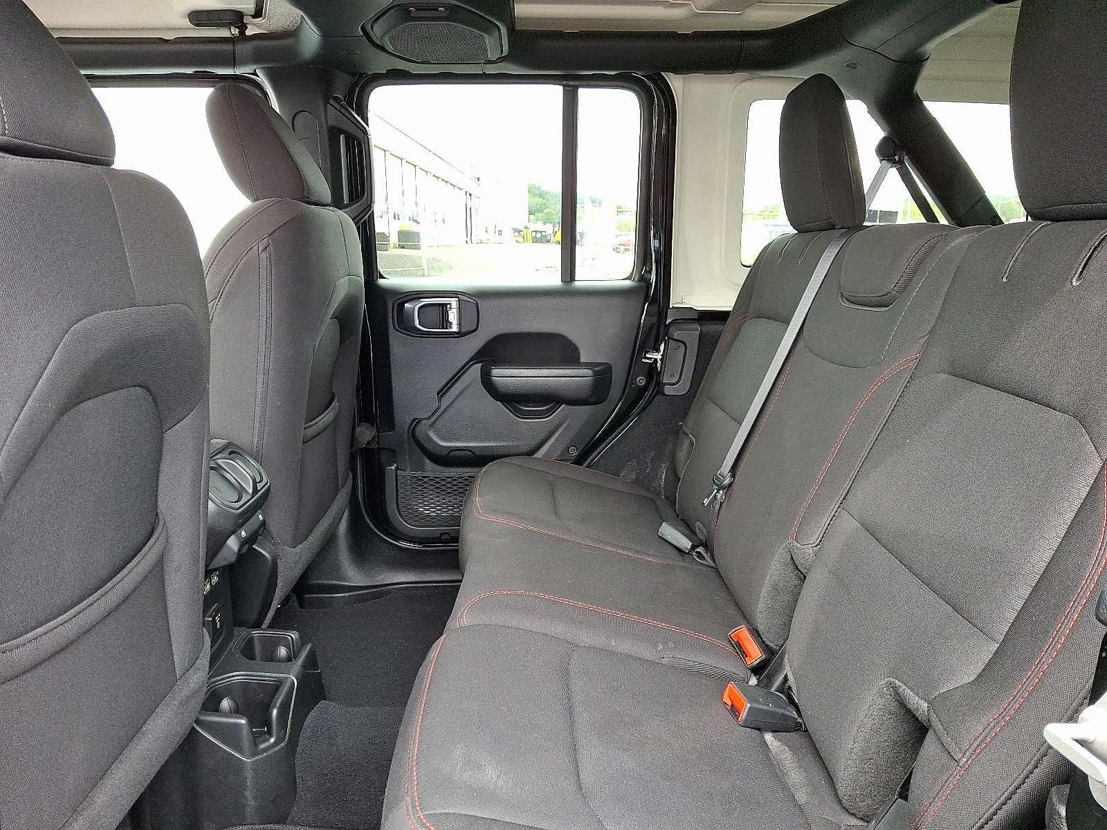 Used 2023 Jeep Wrangler Unlimited Rubicon image 10