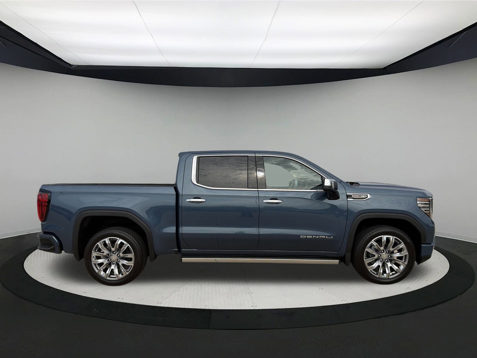 New 2026 GMC Sierra 1500 Denali w/ Denali Reserve Package image 4
