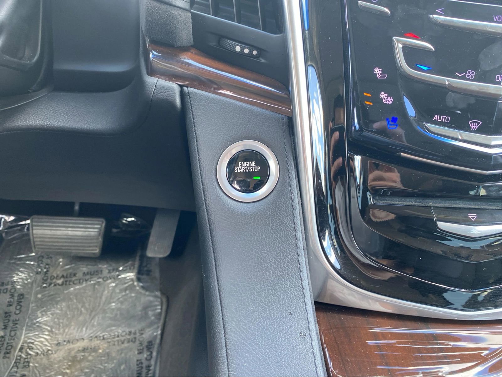 Used 2019 Cadillac Escalade ESV Premium Luxury AWD/4WD image 20