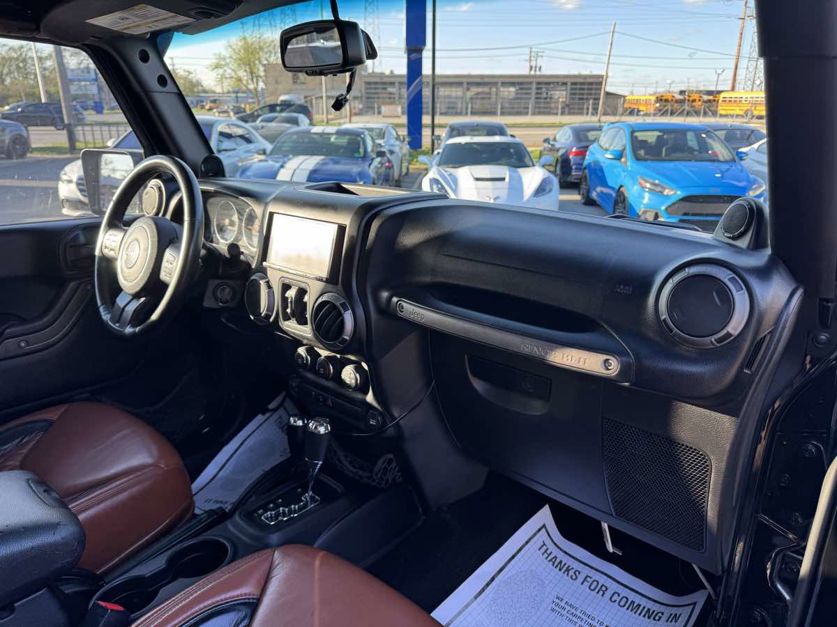 Used 2013 Jeep Wrangler Unlimited Sport AWD/4WD image 34