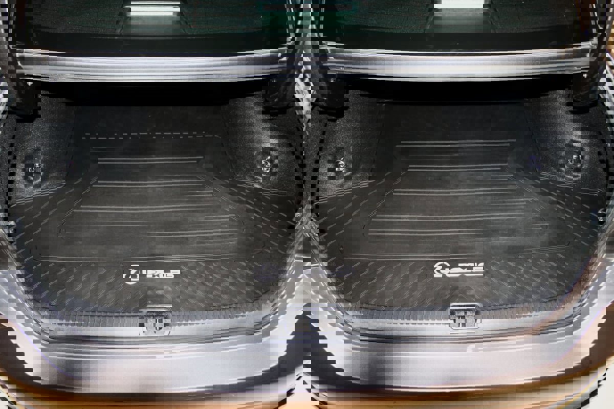 Used 2021 Lexus ES 250 w/ Premium Package image 63