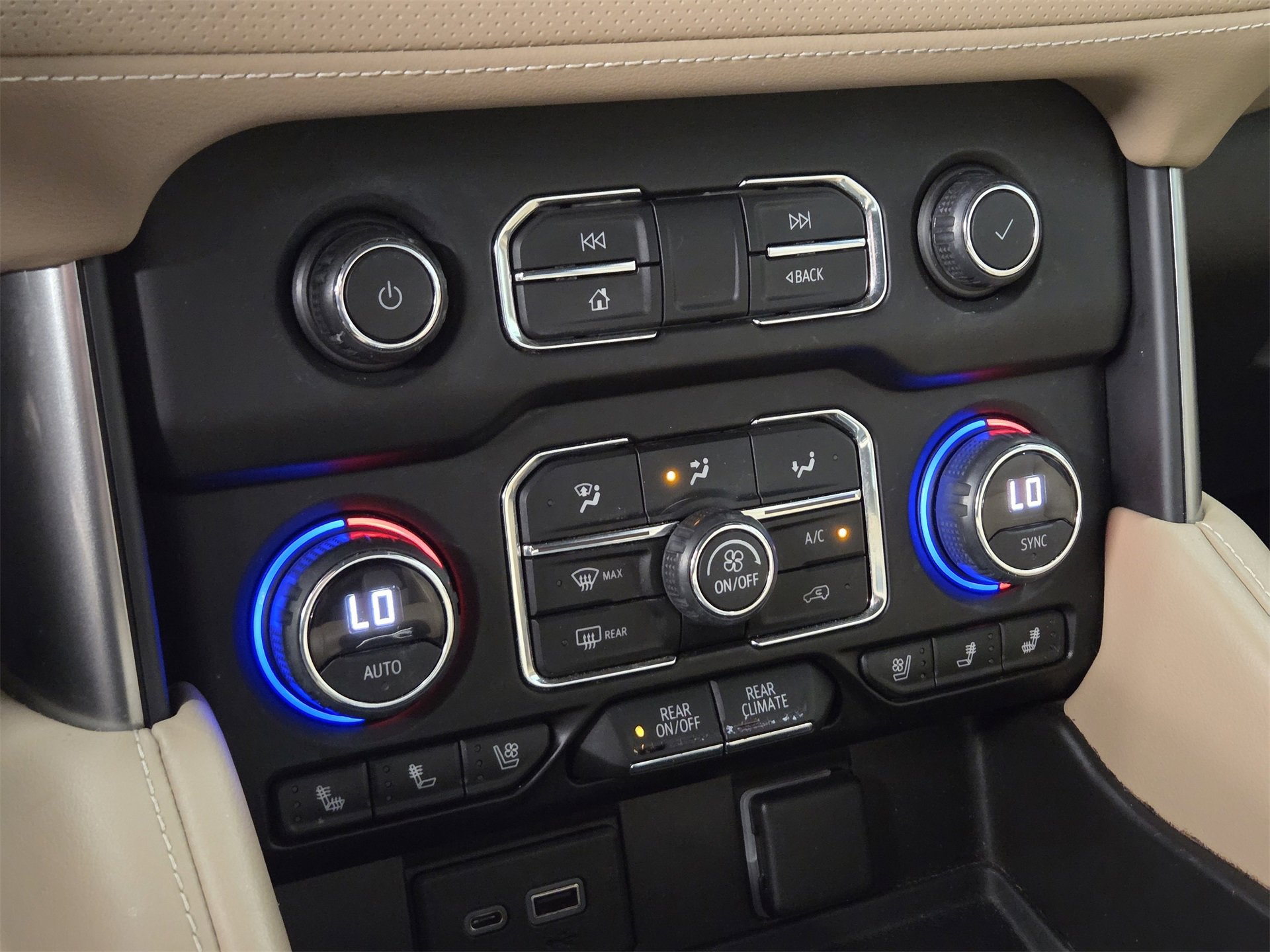 Used 2021 Chevrolet Tahoe Premier image 23