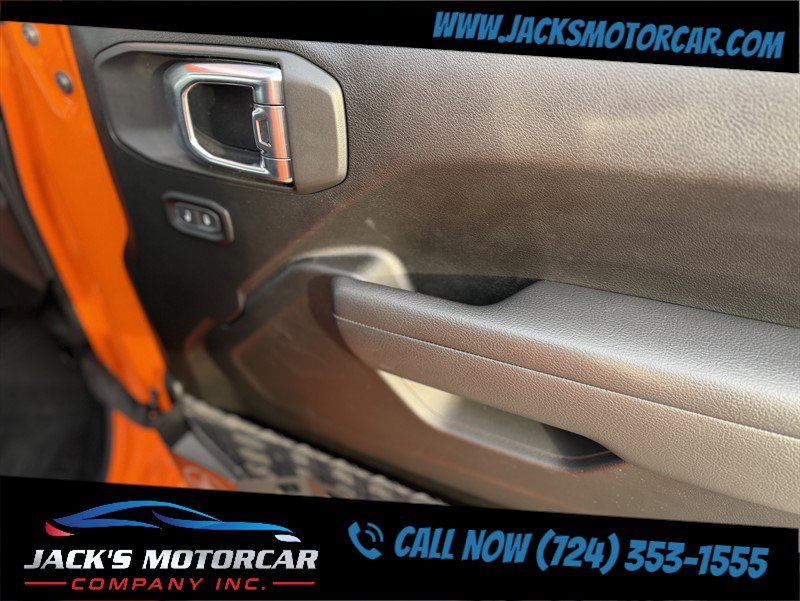 Used 2025 Jeep Wrangler Unlimited Sport image 17